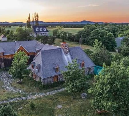 Auberge Le P'Tit Bonheur Saint-Laurent-de-l'ile d'Orleans Kültér fotó