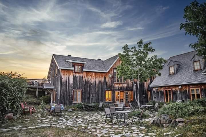 Auberge Le P'Tit Bonheur Saint-Laurent-de-l'ile d'Orleans Kültér fotó