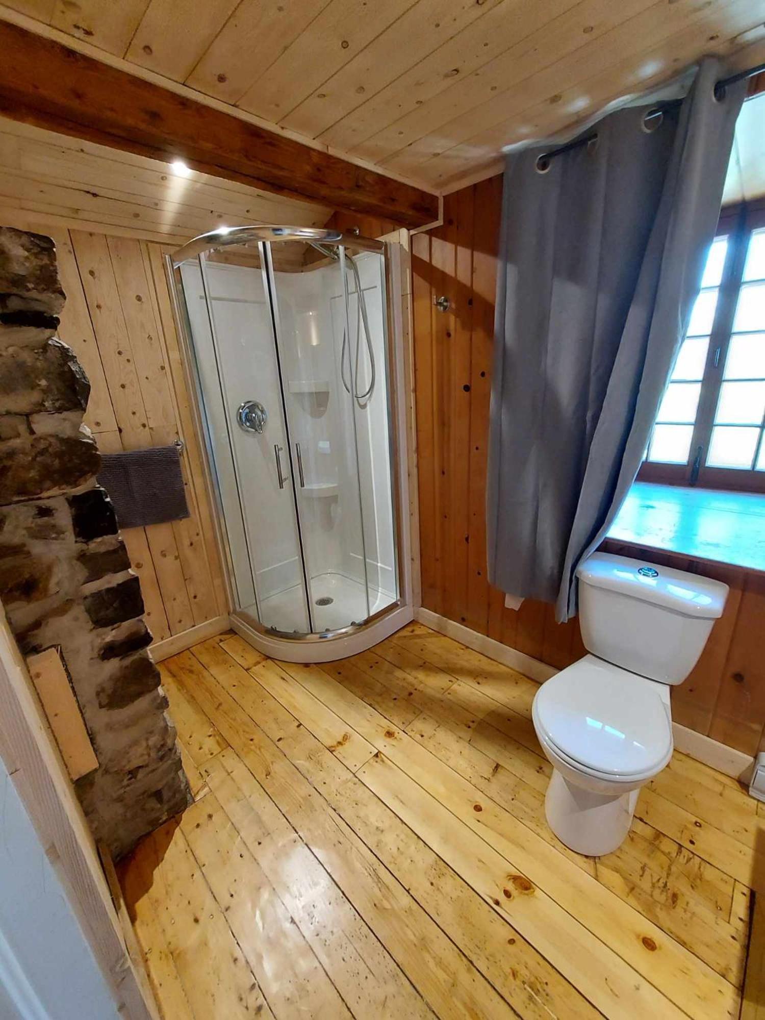Auberge Le P'Tit Bonheur Saint-Laurent-de-l'ile d'Orleans Kültér fotó