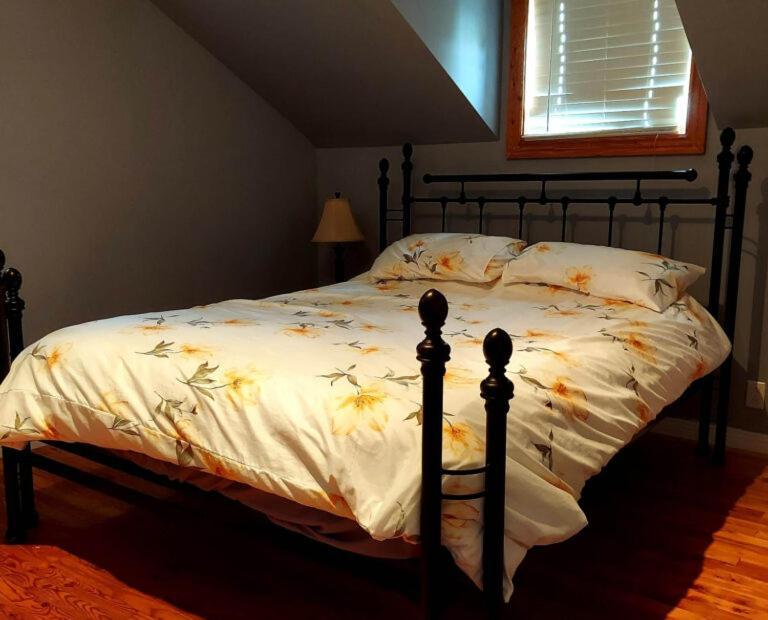 Auberge Le P'Tit Bonheur Saint-Laurent-de-l'ile d'Orleans Kültér fotó