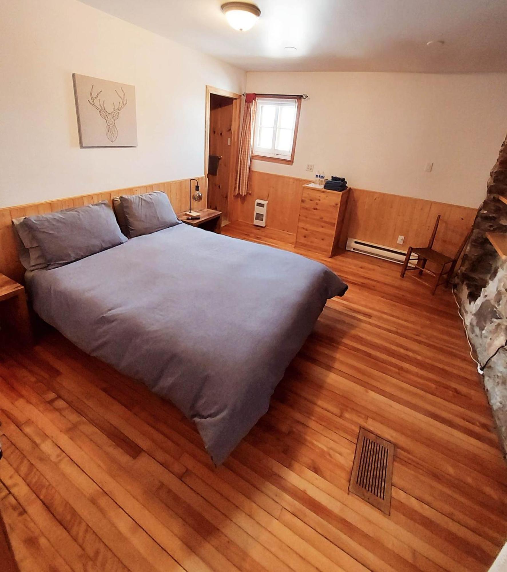 Auberge Le P'Tit Bonheur Saint-Laurent-de-l'ile d'Orleans Kültér fotó